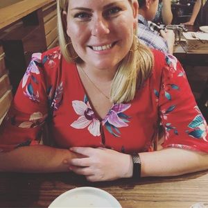 Meet your Posher, Alyssa